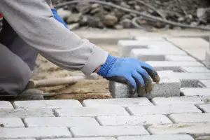 Best Hardscape Materials for Florida’s Heat and Rainy Seasons